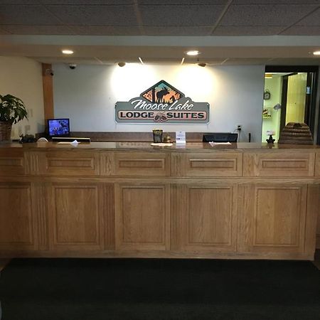 Moose Lake Lodge & Suites エクステリア 写真