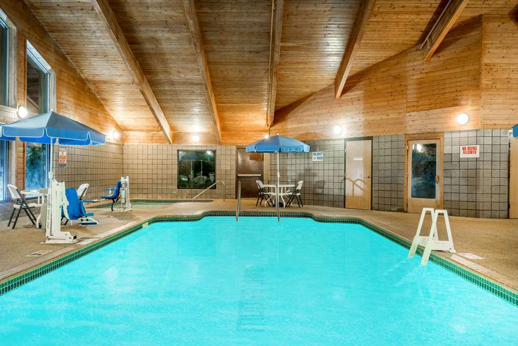 Moose Lake Lodge & Suites 設備 写真
