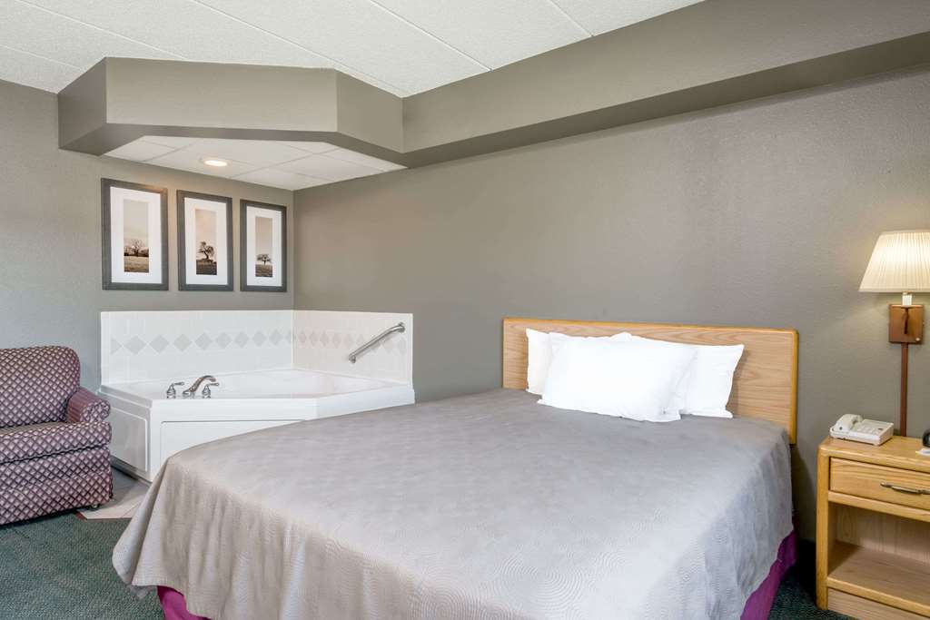 Moose Lake Lodge & Suites 部屋 写真