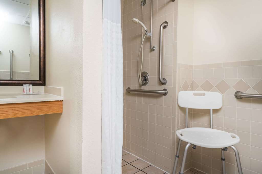 Moose Lake Lodge & Suites 部屋 写真